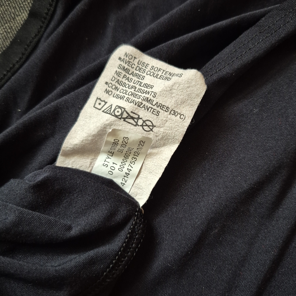Under Armour Women's Black Tank Top - Picture 2 of 5